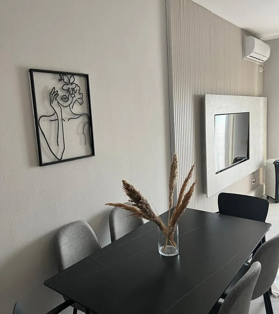 Apartamenti Zoar Durres 0*,  Albania